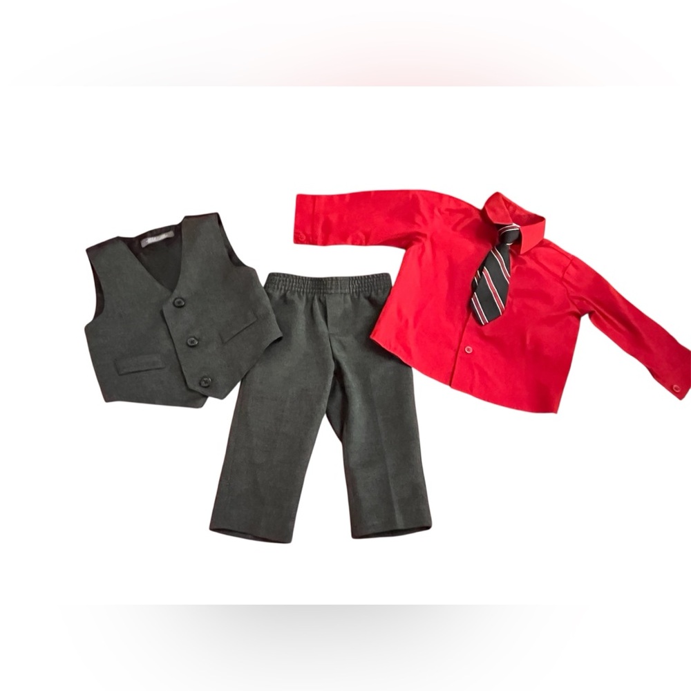Van Heusen Red and Gray Matching Set with Vest